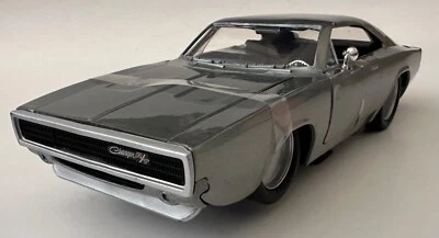 Dodge Charger R/T modelo fundido a presión desnudo Jada Fast & Furious 7 Dom's - 1:24 Foto 1 de 4