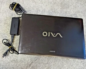 Sony Vaio computer portatile VPCEB4X1E / 4 GB RAM / Intel Core I5 - Foto 1 di 10