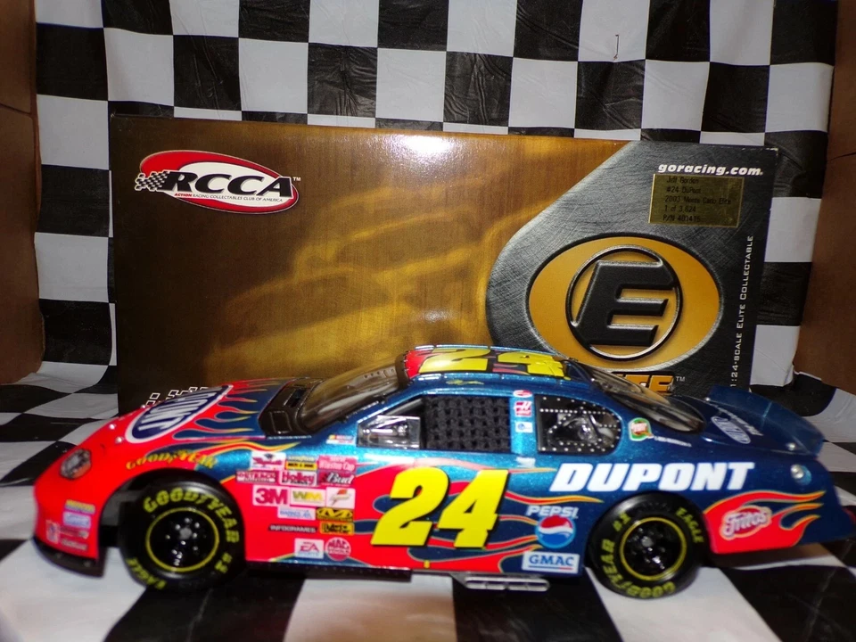Jeff Gordon #24 DuPont 2003 Monte Carlo ELITE Action 1 24 scale NASCAR 401415