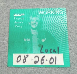 2001 Aaron's Party concert tour AARON CARTER BACKSTAGE PASS working crew cloth - Imagen 1 de 2