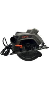 Sierra circular eléctrica con cable Tack Life PES03A caja abierta - Imagen 1 de 8