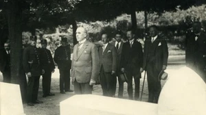 France Paris Pere Lachaise Belgian Henry Carton de Wiart Old Photo Rol 1931 - Picture 1 of 3