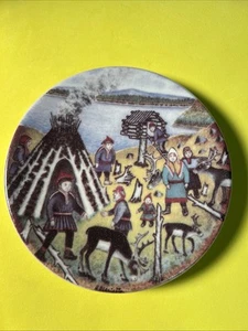 Vintage 1987 A. Alariesto Skolt Lapp Settlement Plate 4,5" Arabia Finland 38 - Bild 1 von 4