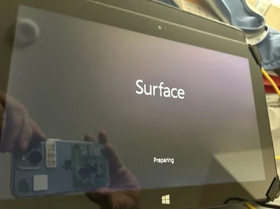 Microsoft Surface NVIDIA(R) TEGAR(R) 3 Quad Core CPU 1.30 GHz, 2 GB RAM - Image 1 of 4