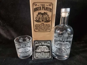 The Biker Prayer decanter box set can be personalised - Picture 1 of 12