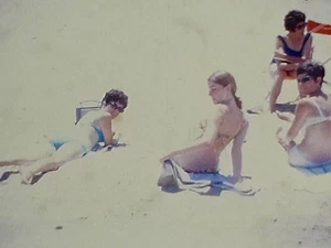 Vintage 8mm Filmrolle 17Mins 60er Jahre? Spanien, Portugal, Marokko, Strände, Mädchen - Bild 1 von 24