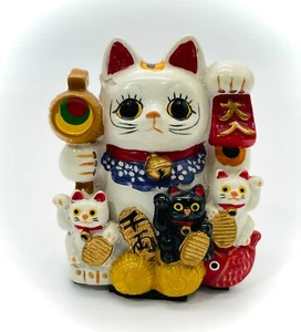 Maneki neko Japanese Beckoning Lucky cat fortune Traditional 6.5cm 2.6in. - Picture 1 of 8