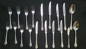 19-teiliges Set Oneida Edelstahl Besteck Messer Gabeln Servierlöffel  - Bild 1 von 8