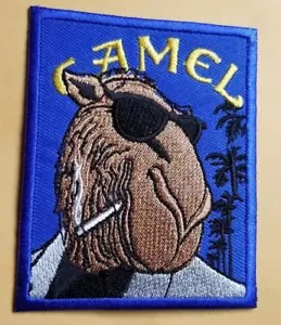 Parche bordado Camel Joe aprox 3x3,5" - Imagen 1 de 2