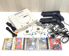 Sega Saturn white Console with 2 Virtua Gun controllers & 5 games Japanese
