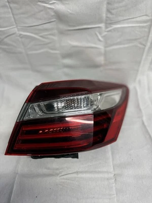¡Bonito! Luz trasera LED para pasajero derecho deportivo Honda Accord 2016 2017 fabricante de equipos originales Foto 1 de 2