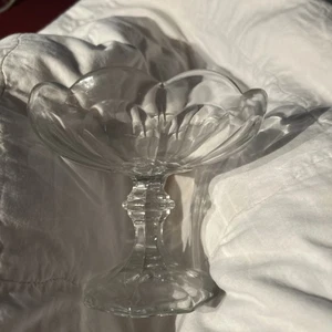 Vtg COMPOTE / FOOTED CANDY /Nut DISH Pedestal Clear 5.5” X 4.5” - Picture 1 of 9
