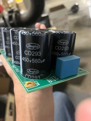 Condensador Jianghai CD293 450V 560uF Lote de 12 condensadores en una placa.  NUEVO Foto 1 de 3