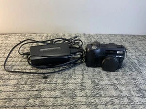 Sony Cyber shot Carl Zeiss DSC-S85 4.1 MP Digital Camera W/ Charger Memory Strap - Picture 1 of 5