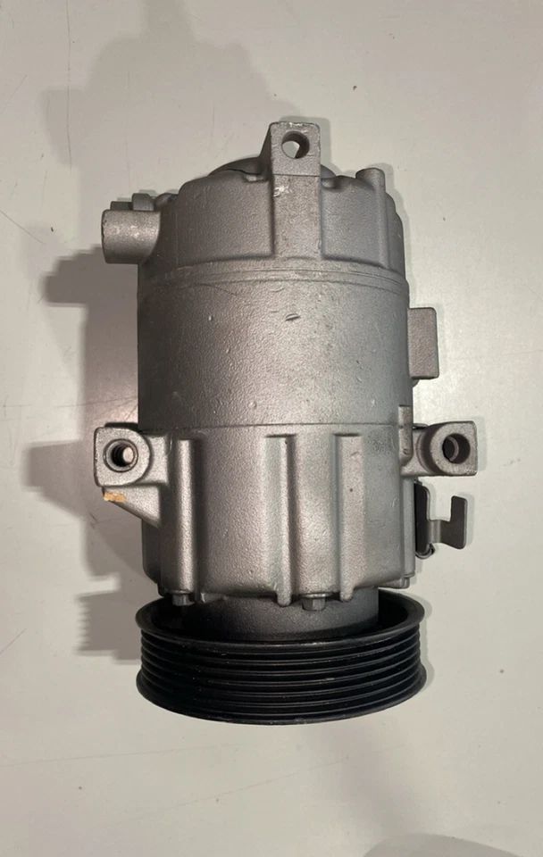 RYC Remanufactured AC Compressor Kit EA14 Fits Kia Forte 1.8L 2.0L 2014 2015 Foto 1 de 2