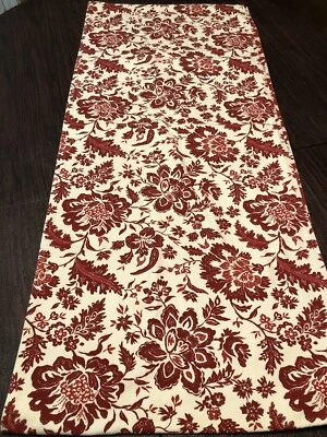 Hand Quilted Table Runner Paisley Floral Reversible - Image 1 of 4