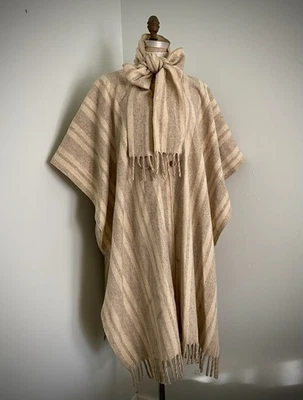 Abrigo chal envolvente de lana vintage años 70 talla L beige marfil Foto 1 de 4