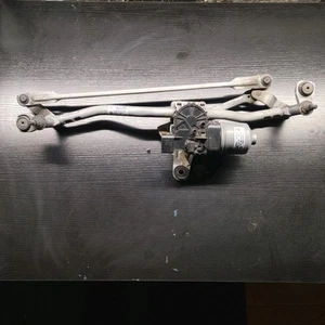 2016–2018 VW Jetta Front Wiper Linkage Motor Assembly OEM Tested 5C1955023E - Picture 1 of 11