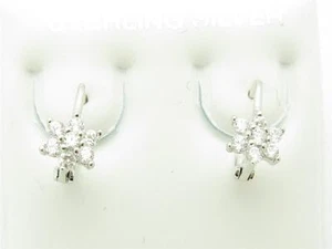 PENDIENTE HUGGIE PLATINO PLATA ESTERLINA SIMULADO ZAFIRO BLANCO COPO DE NIEVE NUEVO - Imagen 1 de 1