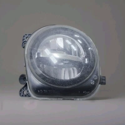 Farol de neblina de passageiros 2015 BMW 535I RH LED 63177311294 OEM 12125 Dmg ver fotos - Imagem 1 de 4