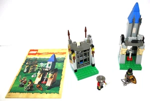 LEGO Castle: Bewachte Schatzkammer (6094) - Bild 1 von 7