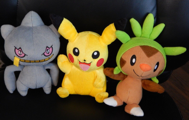 Pokemon Pelucia Sentadinhos Varios Personagens Tomy 12 Cm