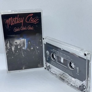 Motley Crue -Girls, Girls, Cassette Tape Rock Hair Metal OG 1987 USA IMPORT - Picture 1 of 4