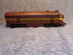Vintage HO RR Zug Pennsylvania 9506 - A Lokomotive AHM Tempo Jugoslawien NUR TEILE - Bild 1 von 16