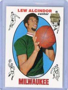 2001-02 Topps Reprints Rookie Lew Alcindor #25 (Kareem Abdul-Jabbar) Milwaukee  - Picture 1 of 2