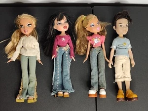 Vintage Bratz Konvolut 4 Puppen mit Kleidung und Schuhen ohne Zubehör 2000er MGA - Bild 1 von 12