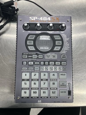 Muestreador compacto de onda lineal Roland SP-404SX Foto 1 de 4