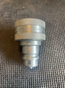 Pioneer 4065-4 Hydraulic Quick Disconnect Adapter - Picture 1 of 3