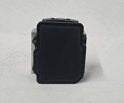 2013 Honda Accord LX 2.4L ABS Anti-Lock Brake Pump Assembly - Image 1 of 4