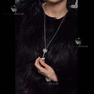 18k white gold made with SWAROVSKI crystal love heart key pendant long necklace - Picture 1 of 10
