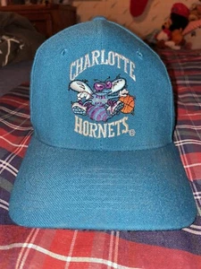 Vintage STARTER HAT CHARLOTTE HORNETS SIZE 1 - Bild 1 von 3