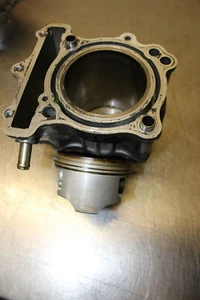 Suzuki SV 650 cilindro + pistone anteriore F3/2 - Foto 1 di 1