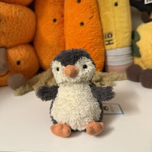 Jellycat Peanut Penguin BNWT New - Small 4" - 100% Authentic - Fast Ship from US - Picture 1 of 8