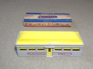 Kit de comedor Plasticville O/S DE-7 en caja ~ TS - Imagen 1 de 5