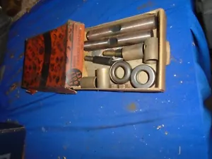 1936 chevrolet std king pin set nors - Foto 1 di 1