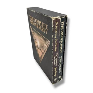 Complete Dinner Party  Box Set Heritage Symbol Needlework  Art Judy Chicago - Foto 1 di 10