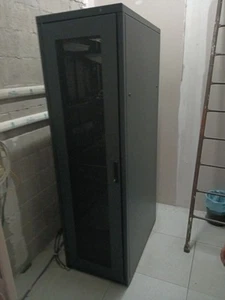 IBM Server Rack Schrank - Bild 1 von 4