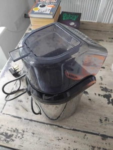 Prima Popcorn Maker Uses No Oil - Picture 1 of 1