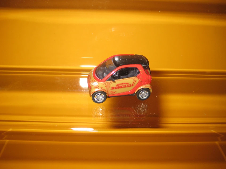 Busch - 1:87 - H0 - Smart - Modellautos zur Auswahl - Model Cars - Bild 1 von 1