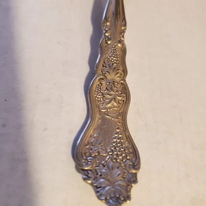 Single American Silver Co. Silver plate Spoon Grape Motif Pat 4-10-06 - Picture 1 of 10
