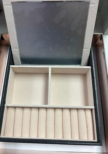 Kohler SCATOLA PORTAGIOIE 33589-1WT Organizzatore Cassettiera per Cassetti Armadio Kohler. - Foto 1 di 6