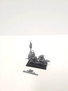 Warhammer Skaven lanzador de estafa de guerra Warp lanzallamas Warpfire Thrower - Imagen 1 de 2