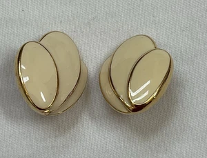 Vintage Napier Earrings Pierced Enameled Cream With Gold Leaf Petals About 1" - Picture 1 of 6