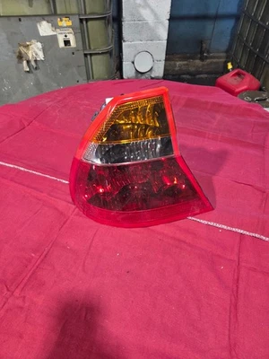 LUZ TRASERA MOPAR 04805593AD NOS 01-04 Chrysler 300M Foto 1 de 3