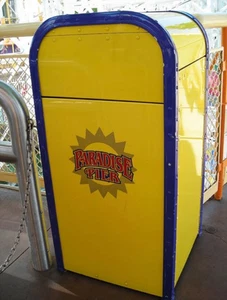 Disneyland DCA PARADISE PIER first year TRASHCAN sign graphic decal prop RARE!! - Bild 1 von 3