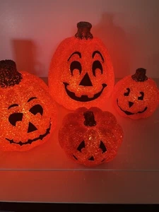 4 Halloween Light Up Pumpkin Jack O Lantern Melted Plastic Popcorn - Picture 1 of 11